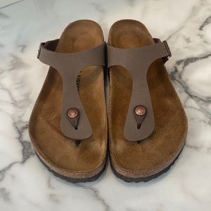Birkenstock Gizeh- Mocha